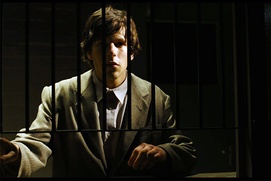 Une scène du film The Double