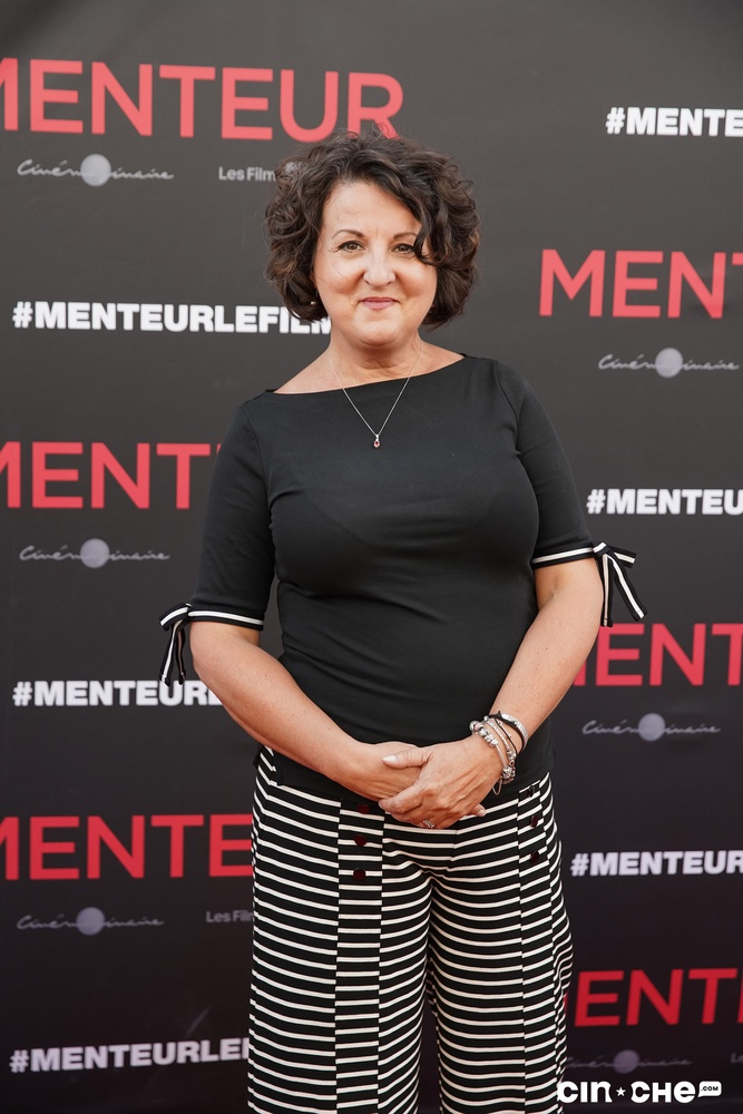 Sur le tapis rouge du film Menteur