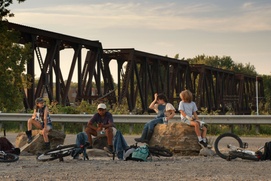 Image du film Echo à Delta Image du film Echo à Delta