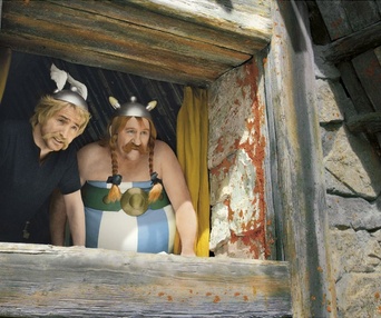 Une scène du film Astérix et Obélix : Au service de Sa Majesté