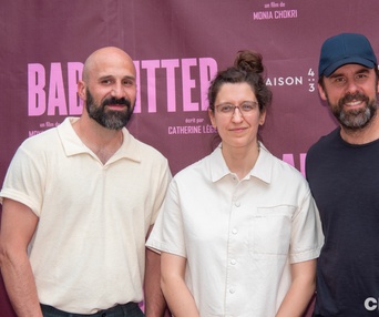 Sur le tapis rouge du film Babysitter