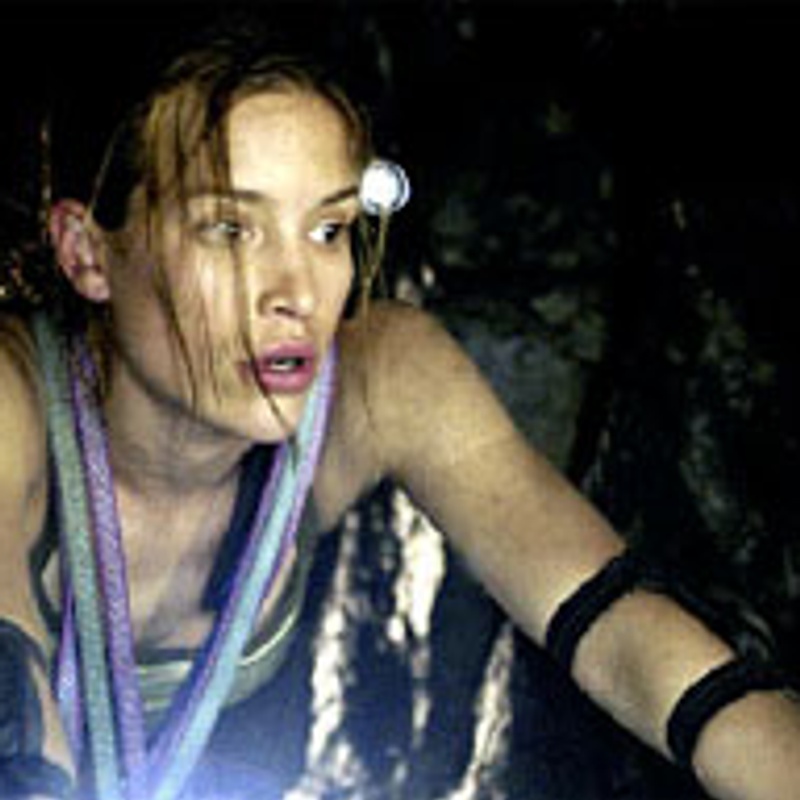 Piper Perabo dans The Cave
