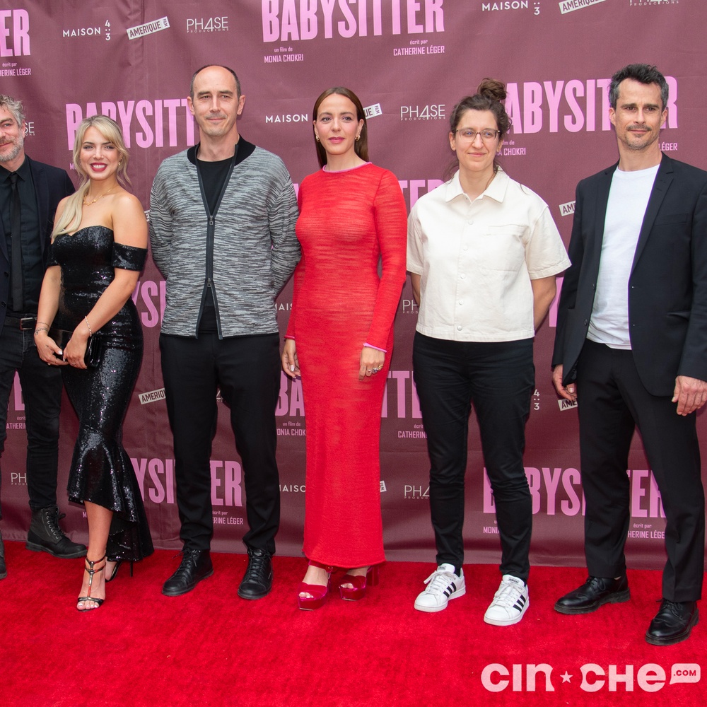Sur le tapis rouge du film Babysitter