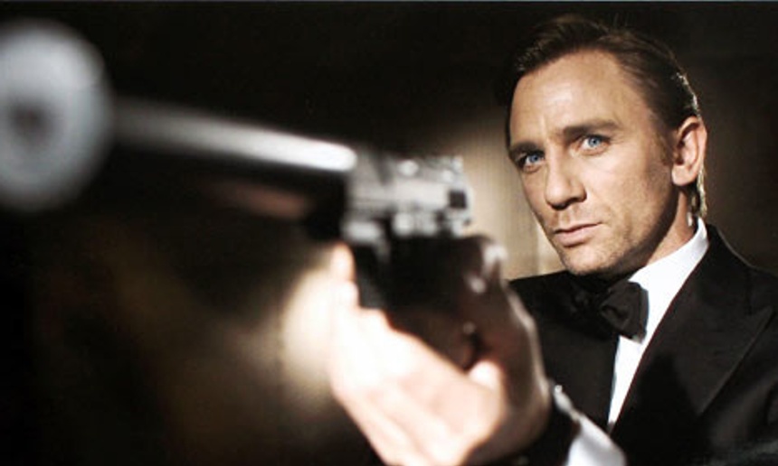 James Bond trouve un distributeur
