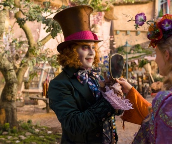 Une scène du film Alice Through the Looking Glass