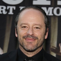 Photo de Gil Bellows