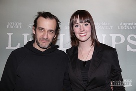 Sur le tapis rouge du film Les loups