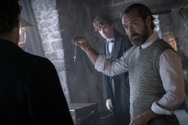 Une scène du film Fantastic Beasts: The Secrets of Dumbledore Une scène du film Fantastic Beasts: The Secrets of Dumbledore