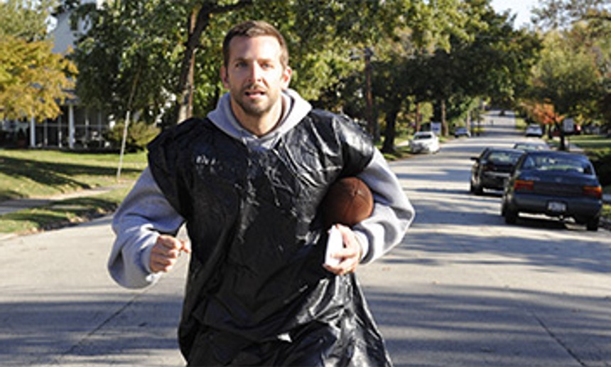 Bradley Cooper dans le suspense d'espionnage Dark Invasion