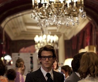 Une scène du film Saint Laurent
