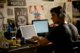 Une scène du film We Are Your Friends Une scène du film We Are Your Friends