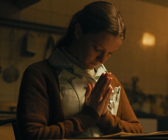 Une scène du film Saint Maud