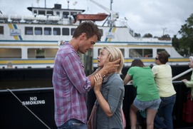 Une scène du film Safe Haven Une scène du film Safe Haven