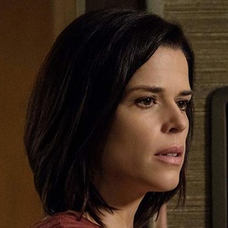 Photo de Neve Campbell