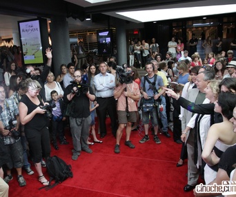Sur le tapis rouge de Sur le rythme