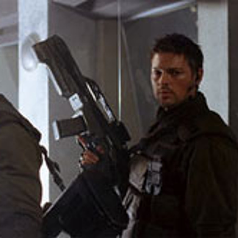 The Rock et Karl Urban dans Doom
