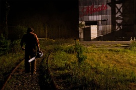 Une scène du film Texas Chainsaw 3D Une scène du film Texas Chainsaw 3D