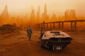 Une scène du film Blade Runner 2049 Une scène du film Blade Runner 2049
