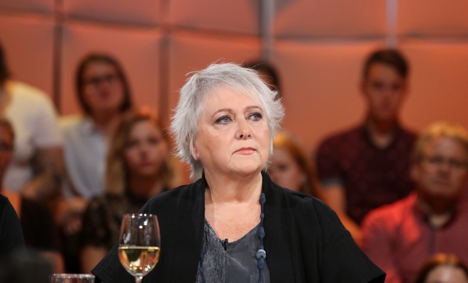 Francine Ruel sur le plateau de Tout le monde en parle