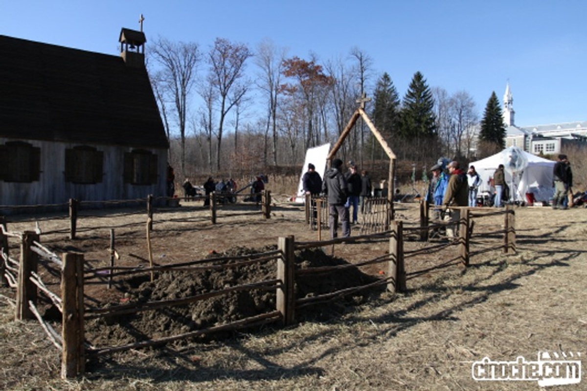 Sur le plateau de Le poil de la bête
