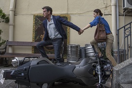Une scène du film The November Man