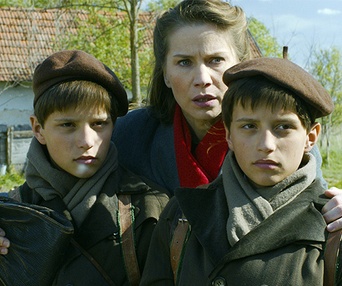 Une scène du film Le grand cahier