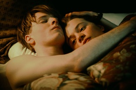 Une scène du film The Forger