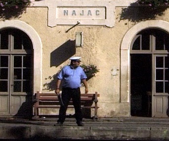 Scène du film Ici Najac, à vous la Terre