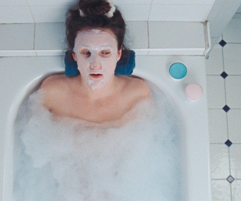 Une scène du film La femme de mon frère