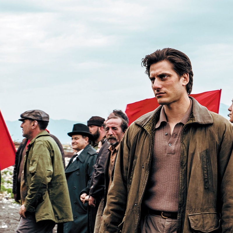 Une scène du film Martin Eden
