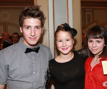 Sur le tapis rouge du film Les amours imaginaires