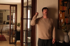 Une scène du film Chokehold