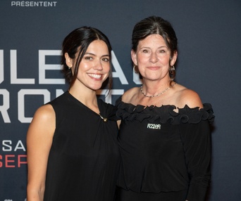 Première du film Seule au front (Out Standing)