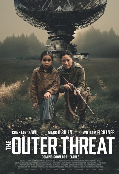 Affiche du film The Outer Threat