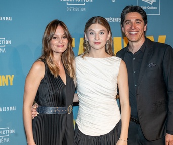 Stéphanie Lapointe, Milya Corbeil Gauvreau et Yan England sur le tapis rouge du film Fanny