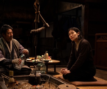 Image du film Two Seasons, Two Strangers