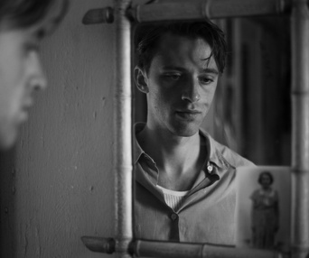 Images du film L'étranger