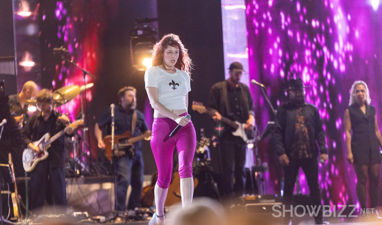 Image de l'article L'ADISQ dévoile ses nominations : Lou-Adriane Cassidy récolte son lot de mentions