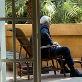 Jonathan Pryce